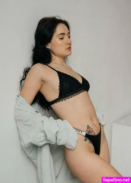 Selenie OnlyFans Thumbnail #eqscrx3EgM