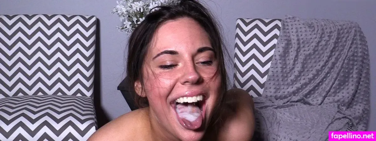 Selfie Suck OnlyFans Thumbnail #yDG5QHcWTw