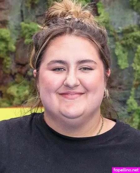 Selfiesandra Main Profile Photo