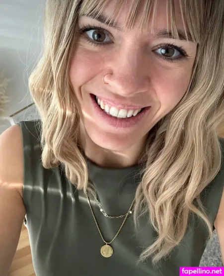 Selina Arabella Main Profile Photo