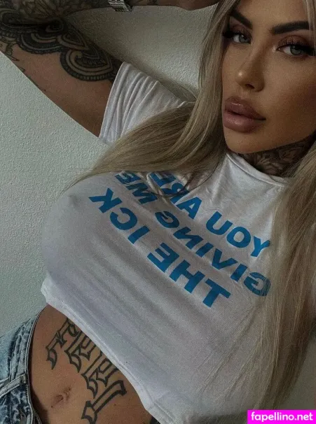 Selina Metzger OnlyFans Thumbnail #xCOi1cb6rd