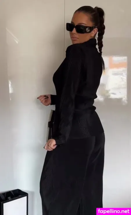 Selinaa OnlyFans Thumbnail #4LzpKMulPB