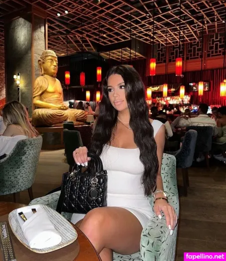 Selinaa OnlyFans Thumbnail #WDDUUUVYnM