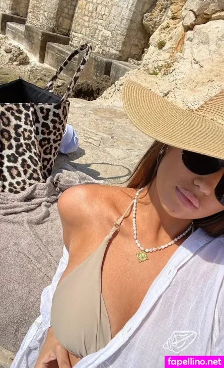 Selinaa OnlyFans Thumbnail #iFbZVTQaWI