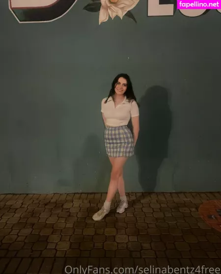 Selinabentz4free OnlyFans Thumbnail #R5tgReNTkj