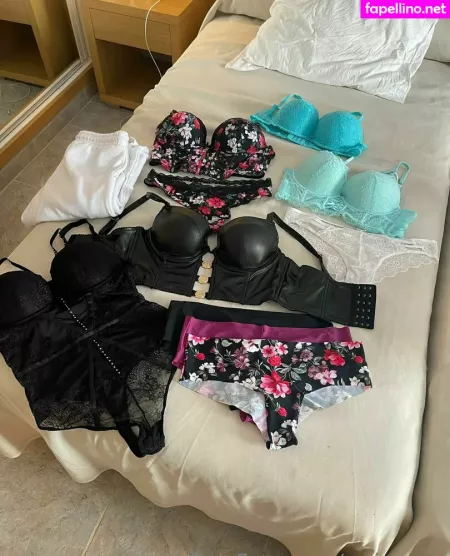 Selinacuti OnlyFans Thumbnail #YGfEO8EbwK