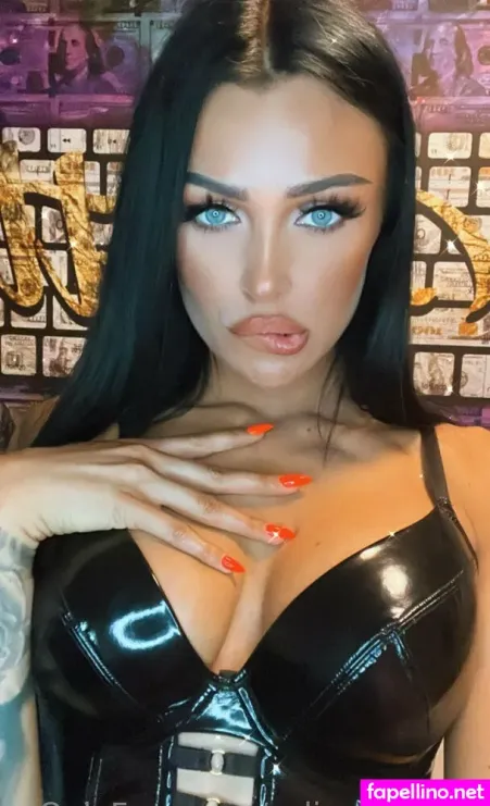Selinafox Free OnlyFans Thumbnail #NsFuwYbupT