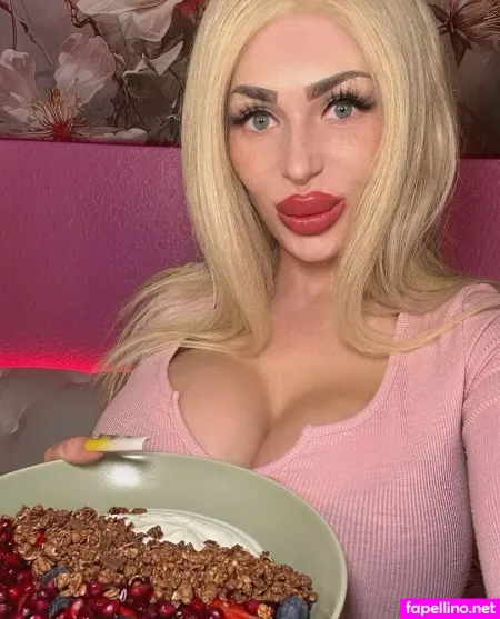 Selinaga OnlyFans Thumbnail #9mNWyOa67c