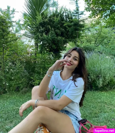 Selinhayat 0 OnlyFans Thumbnail #GfjCvkMaCC