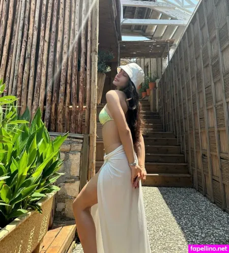 Selinhayat 0 OnlyFans Thumbnail #dMdxe9bmY9