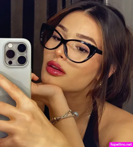 Selinhayat 0 OnlyFans Thumbnail #p6liX4nnI4