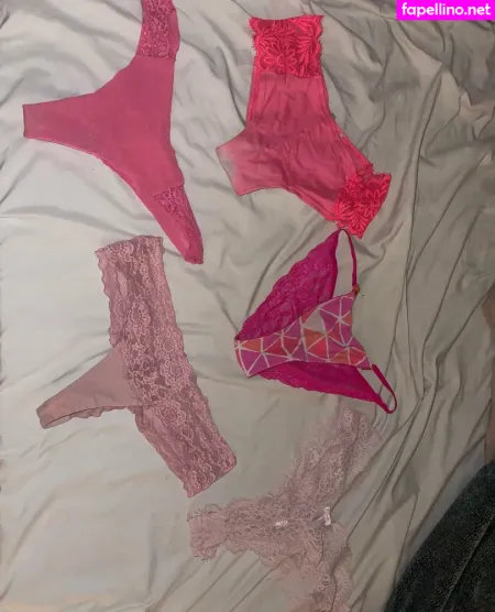 Sellingzoey OnlyFans Thumbnail #pwvk06YZMP