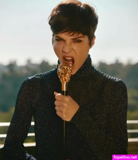 Selma Blair OnlyFans Thumbnail #3RVcQEvP7M