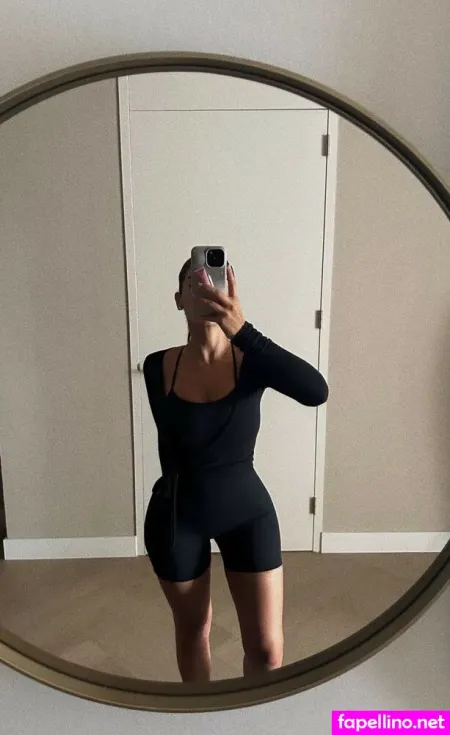 Selma Omari OnlyFans Thumbnail #YMTNCjUXeR