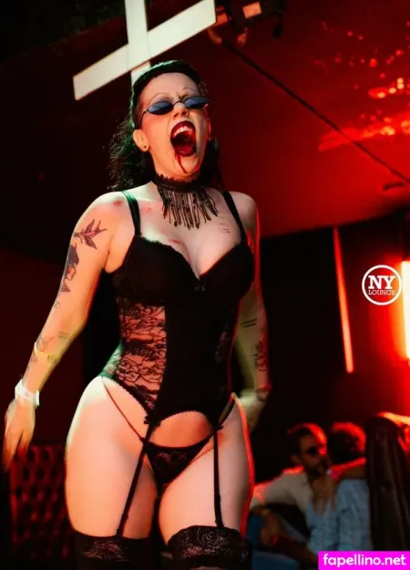 Selvadomme OnlyFans Thumbnail #VONiei3GwD