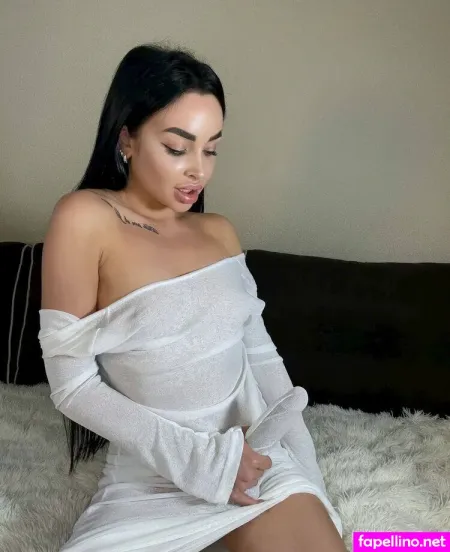 Selynadreamfree OnlyFans Thumbnail #VkzWpnPWq9