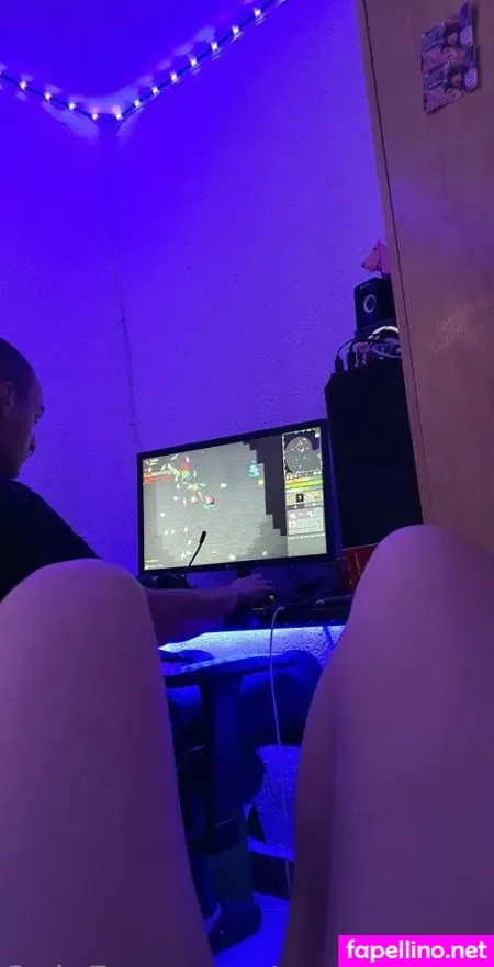 Semitattooedgoth 1 OnlyFans Thumbnail #VpZCXjPRgt