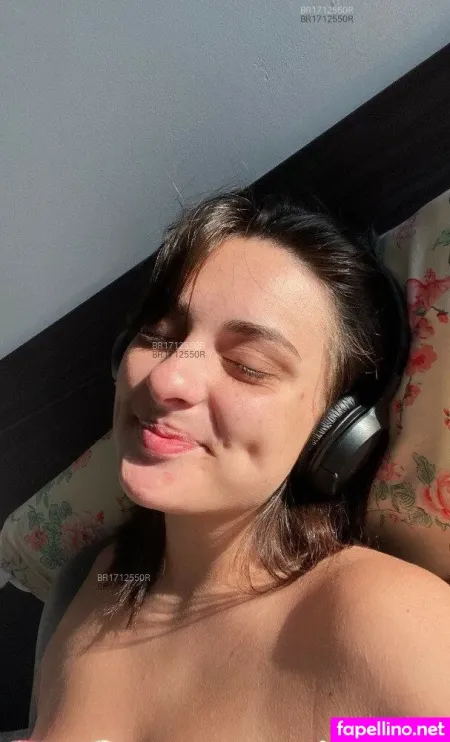 Senhoritaisasilva OnlyFans Thumbnail #AEJ3LgXMf3