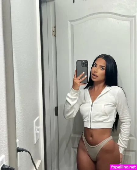 Seniaax3 OnlyFans Thumbnail #UQPERIKqSq