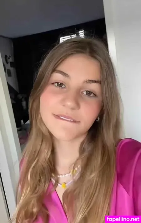 Senna Bellod OnlyFans Thumbnail #GIzDoPkMPw