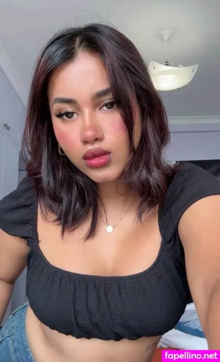 Senoritasara OnlyFans Thumbnail #UUxNU1FvLN