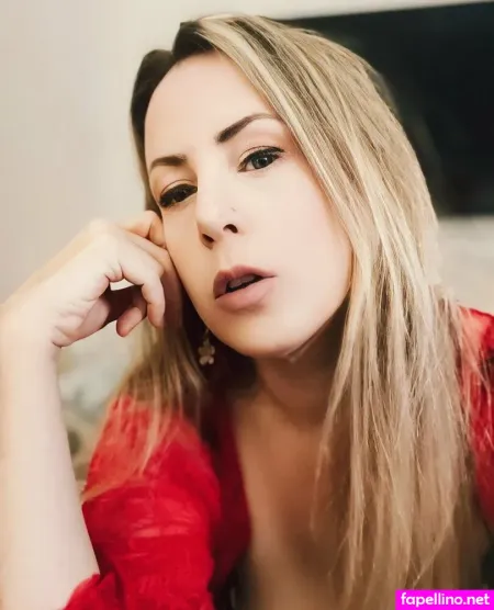 Sensualenglishrose OnlyFans Thumbnail #U5rlsvByoB