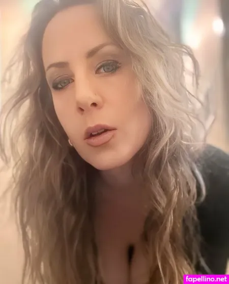 Sensualenglishrose OnlyFans Thumbnail #hZ0viE2p43