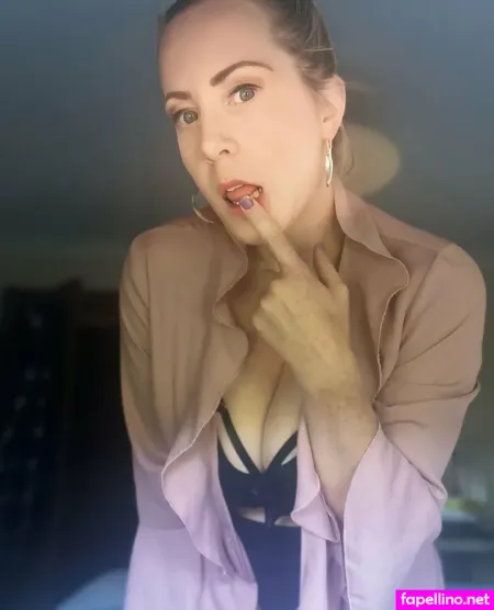 Sensualenglishrose OnlyFans Thumbnail #jB84zNG3PR