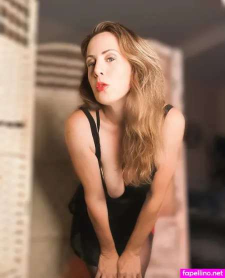 Sensualenglishrose OnlyFans Thumbnail #jSfkBWrzO9