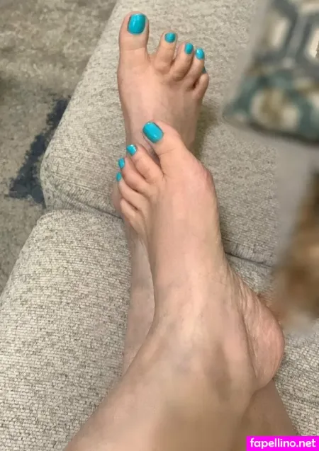 Sensualtoesnso1 OnlyFans Thumbnail #lQ5vT7q5lq