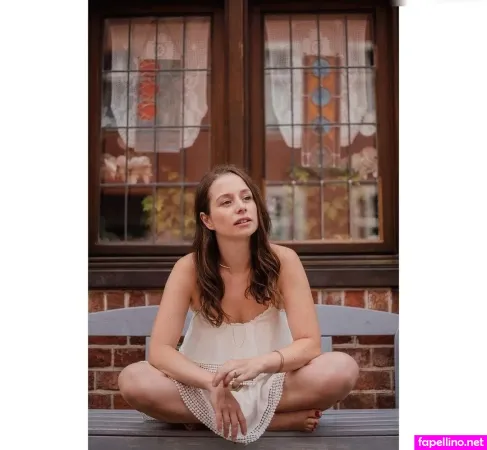 Senta Sofia Delliponti OnlyFans Thumbnail #83ei37jrkX