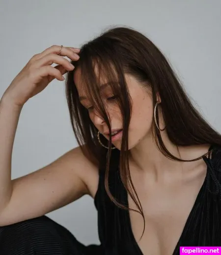 Senta Sofia Delliponti OnlyFans Thumbnail #IpYRTdW1it