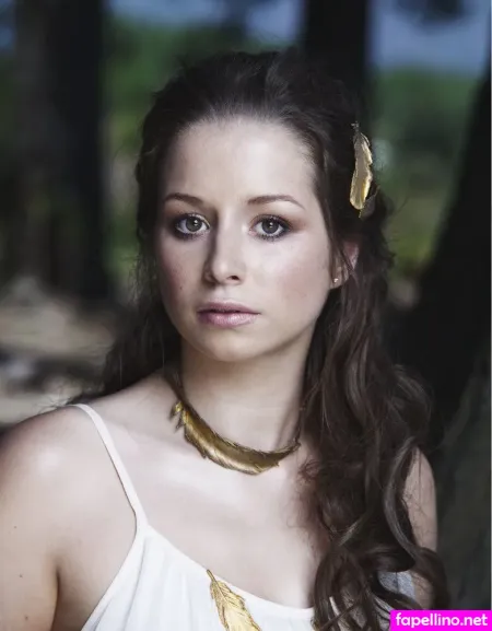 Senta Sofia Delliponti OnlyFans Thumbnail #VKqi5OE9ND