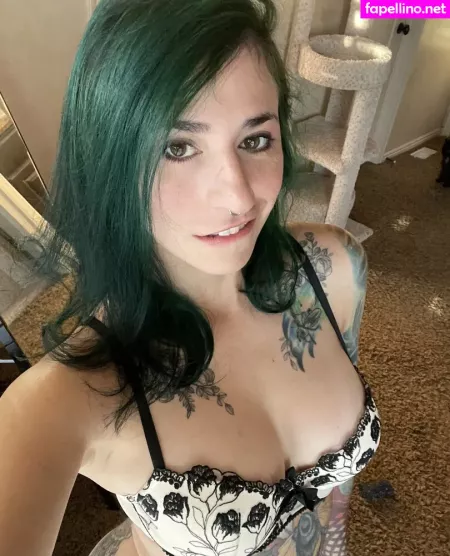 Sentientbees2 OnlyFans Thumbnail #aD9hAyNFan