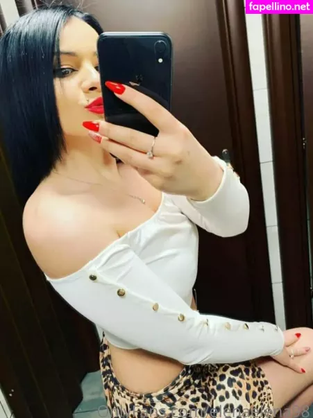 Senzuallover98 OnlyFans Thumbnail #yHvM0WHtLL