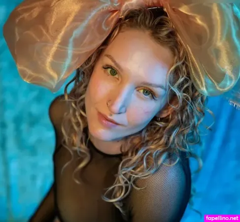 Serafina Sky OnlyFans Thumbnail #FPkRsLDCHl