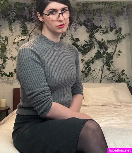 Serafinafell OnlyFans Thumbnail #LlQrEhk7RN