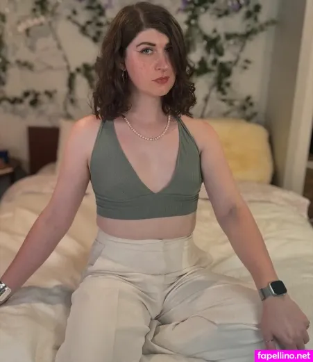 Serafinafell OnlyFans Thumbnail #NscWczReRE