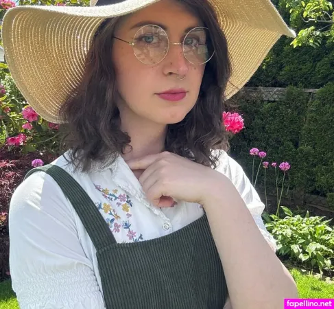 Serafinafell OnlyFans Thumbnail #ucHRsUHJJG