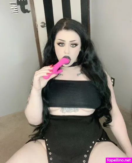 Seranabat OnlyFans Thumbnail #uMoMl7HgoZ