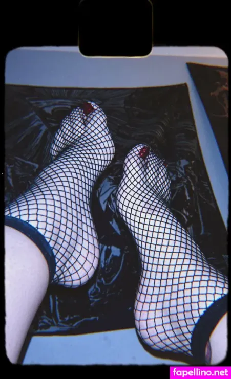 Seraphinagrim OnlyFans Thumbnail #XU6EfpXTum