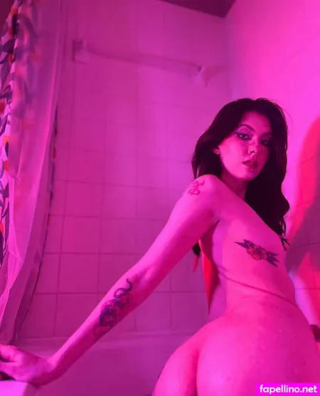 Seraphinavixenfree OnlyFans Thumbnail #G1nOxAl5DF