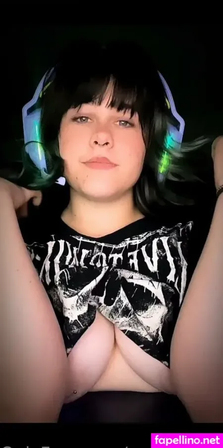Seraphinevalentino OnlyFans Thumbnail #WoqhPUy7NV