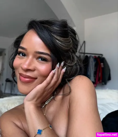 Serayah Main Profile Photo