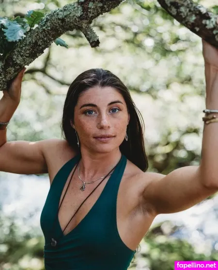 Seren Hawley Plows OnlyFans Thumbnail #L6636T3rMn