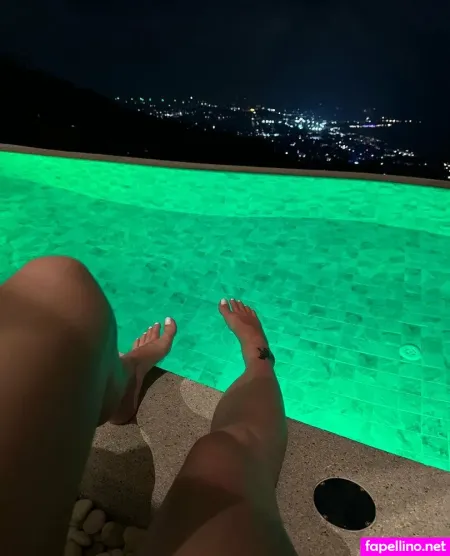 Serena 1999 Main Profile Photo