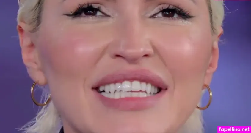 Serena Brancale OnlyFans Thumbnail #j5pTE3wRmD