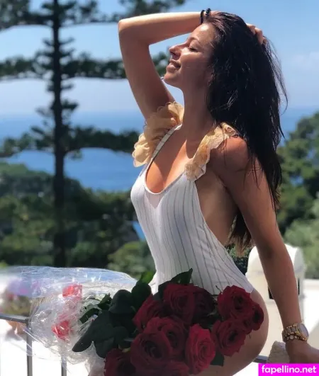 Serena Esse OnlyFans Thumbnail #VuXMsbcfPm