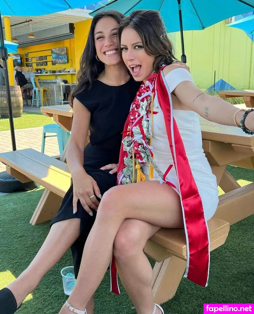 Food Truck Girl, brunomellooficial, serenamello Nude Leaked OnlyFans Photo #JIIojr3Cno