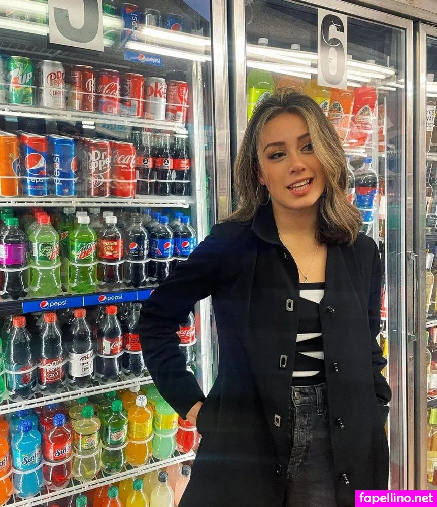 Food Truck Girl, brunomellooficial, serenamello Nude Leaked OnlyFans Photo #Vu2fEs7ALF